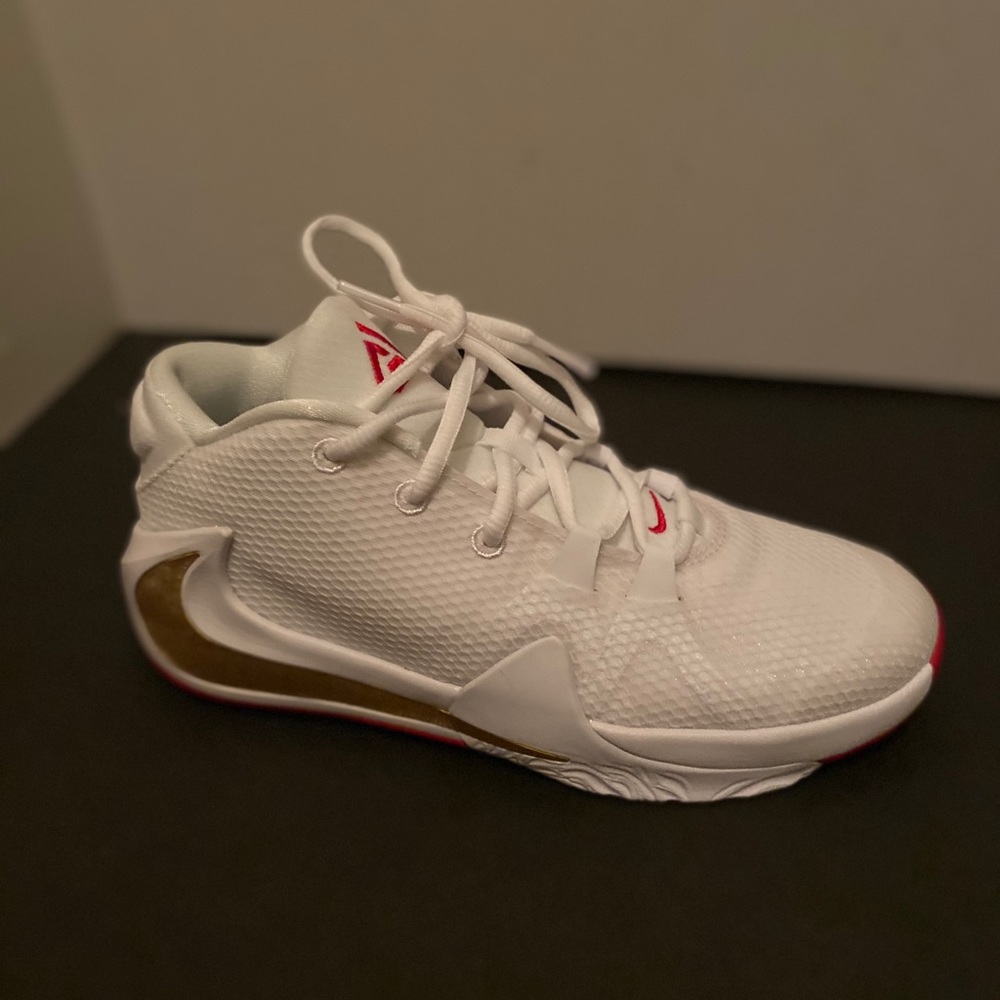 Giannis Freak 1 (GS) basketball shoes